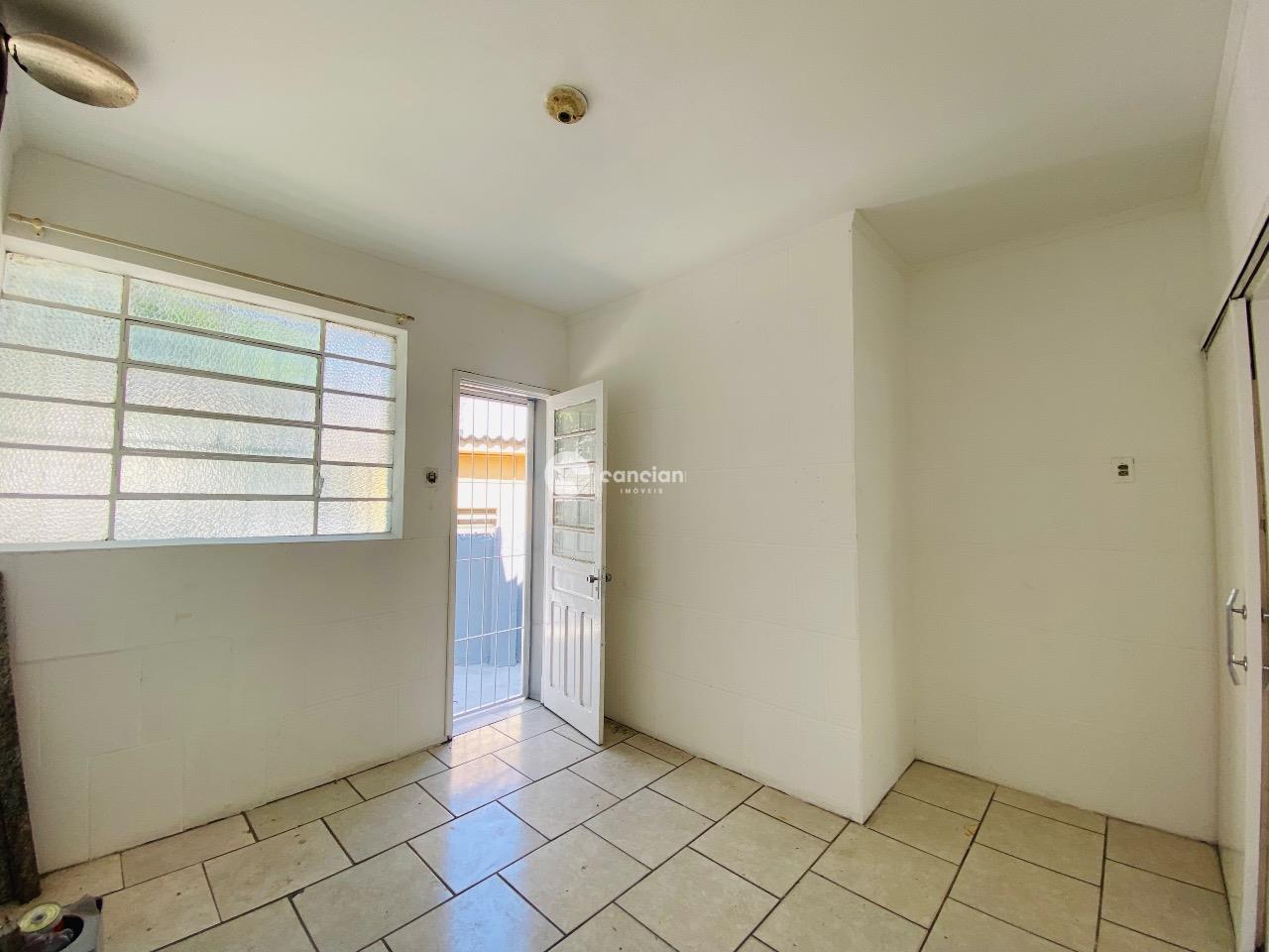 Casa à venda no Centro: 