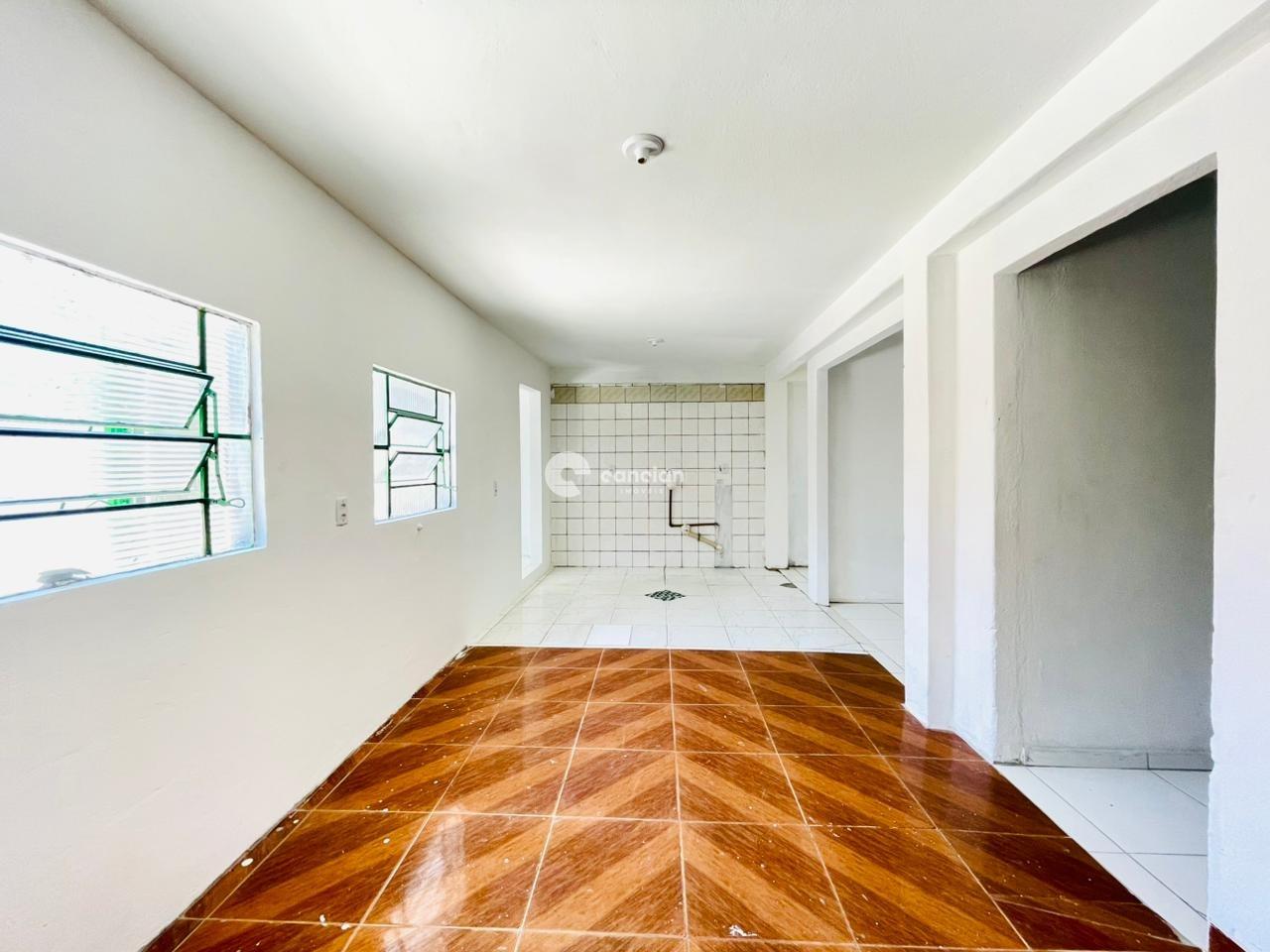 Casa à venda no Tancredo Neves: 