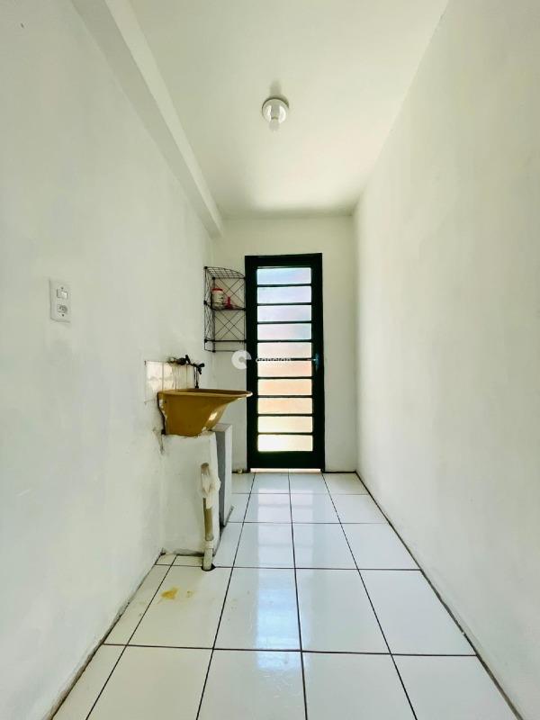 Casa à venda no Tancredo Neves: 