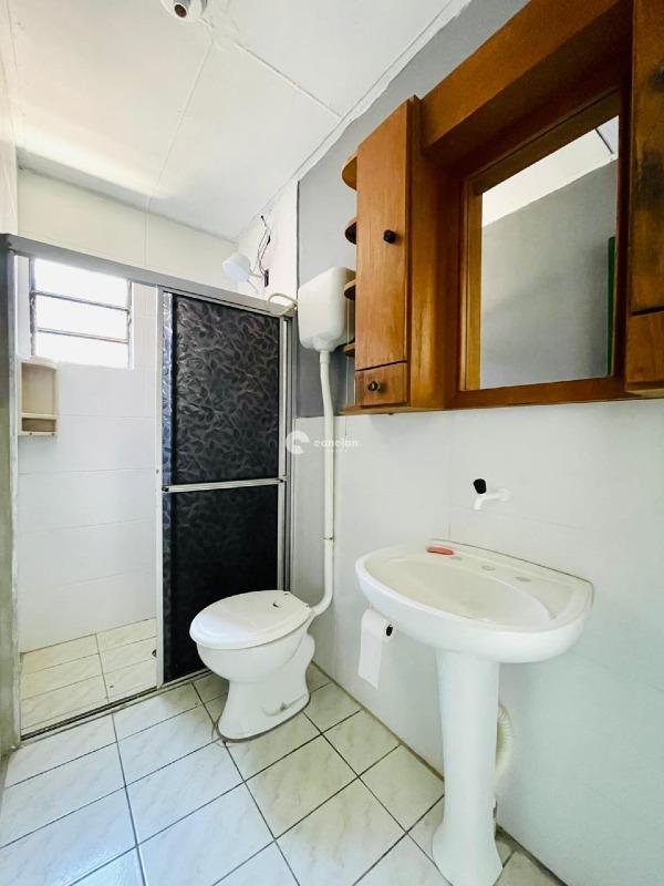 Casa à venda no Tancredo Neves: 