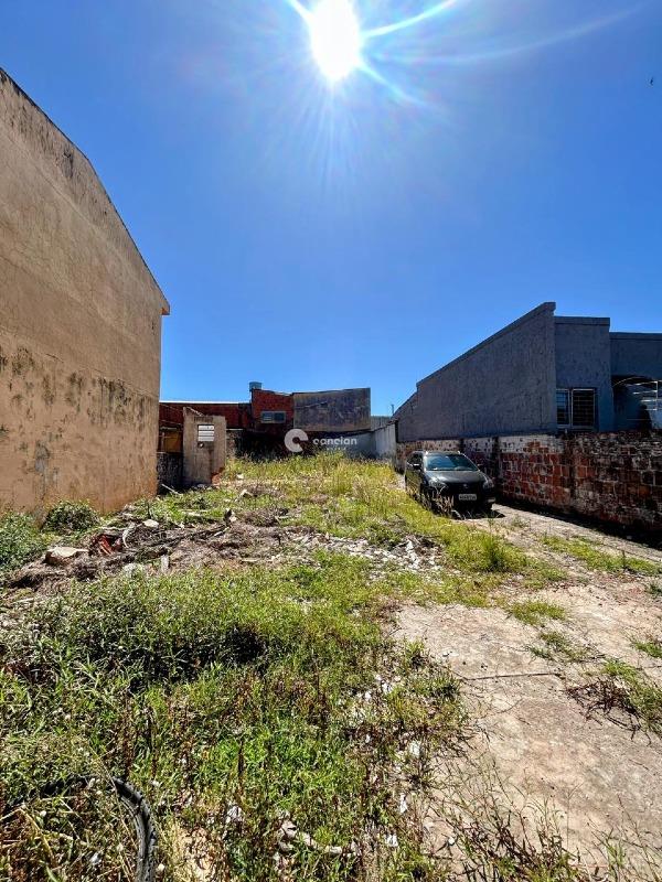 Terreno à venda no Juscelino Kubitschek: 