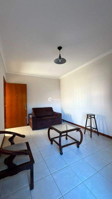 Apartamento para aluguel no Centro: 