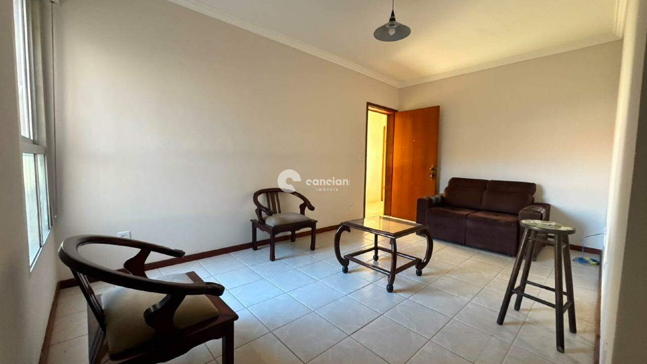 Apartamento para aluguel no Centro: 