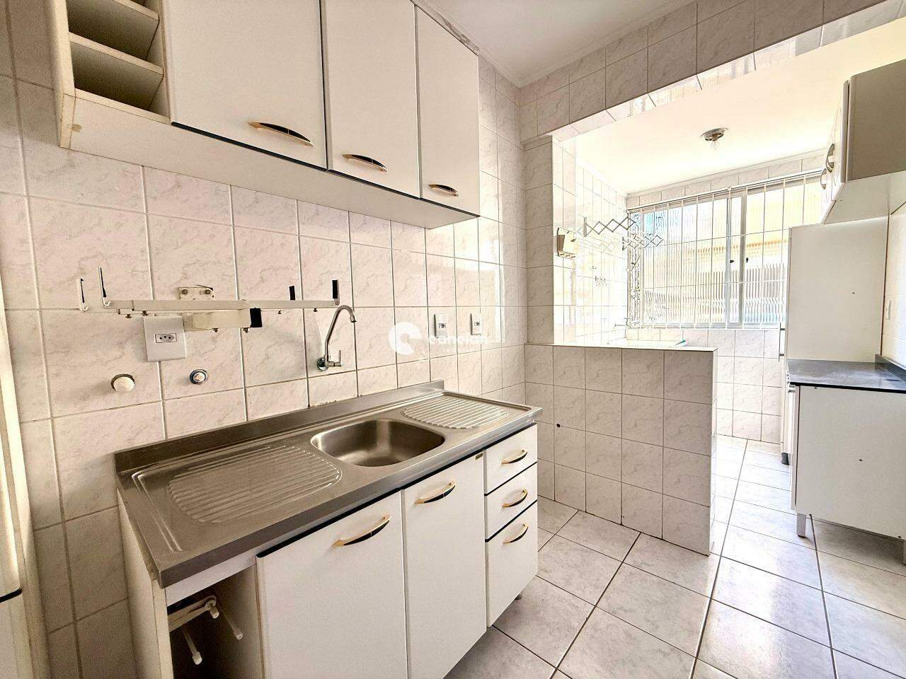 Apartamento para aluguel no Centro: 