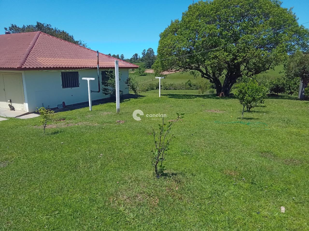 Chácara à venda no Zona Rural: 