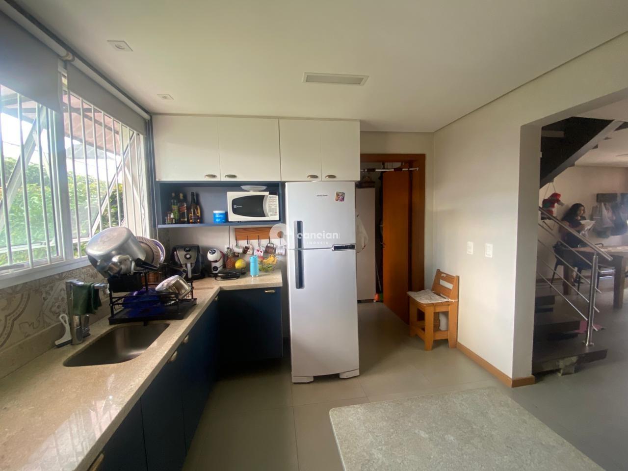 Casa à venda no Pé de Plátano: 