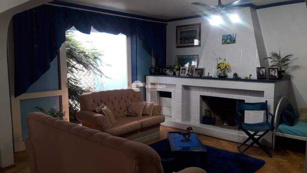 Casa à venda no São João: 