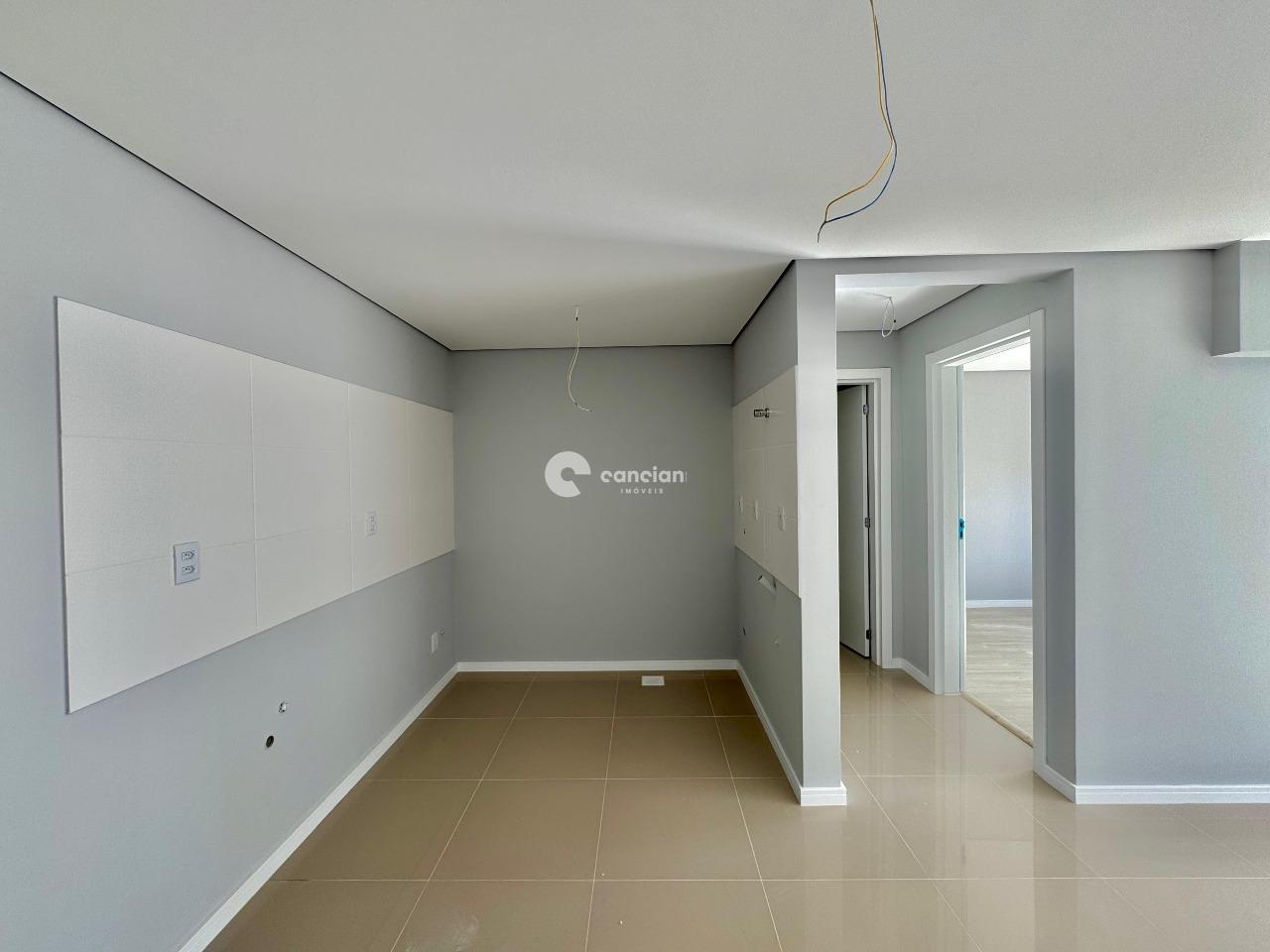 Apartamento à venda no Camobi: 