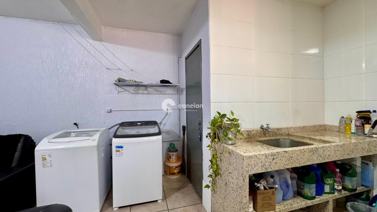 Casa à venda no Juscelino Kubitschek: 