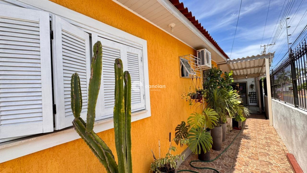 Casa à venda no Juscelino Kubitschek: 