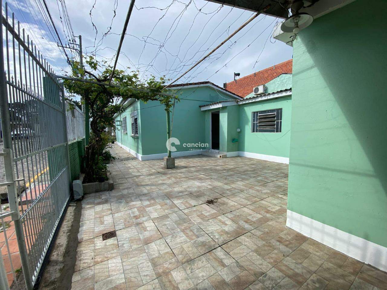 Casa à venda no Juscelino Kubitschek: 
