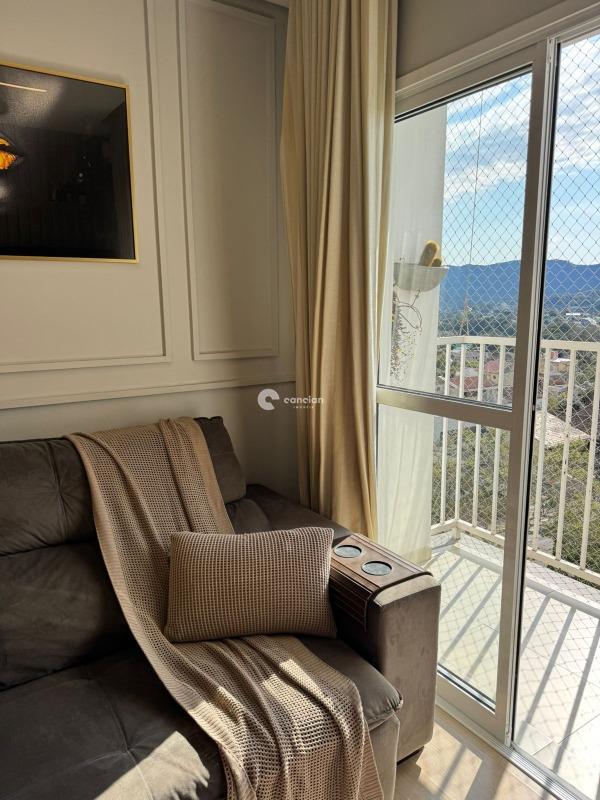 Apartamento à venda no Presidente João Goulart: 