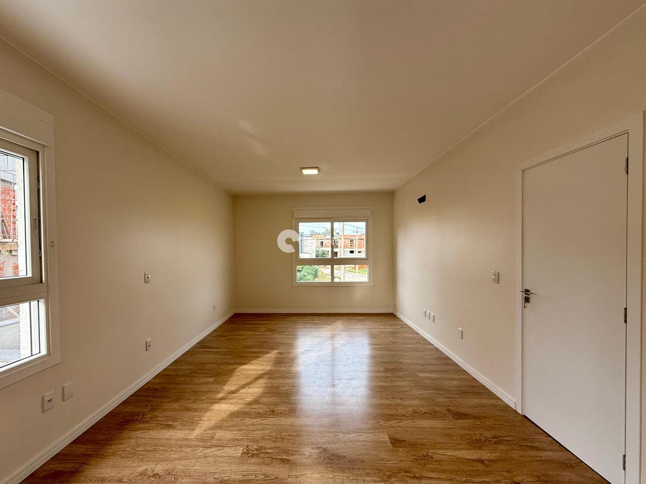 Casa de Condomínio para aluguel no Tomazetti: 