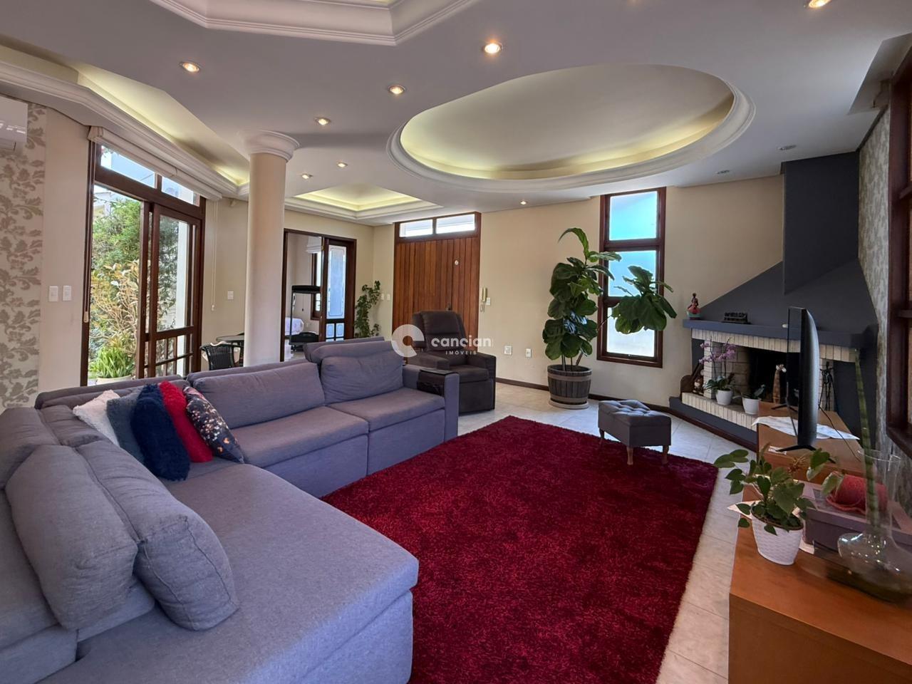 Casa para aluguel no Camobi: 