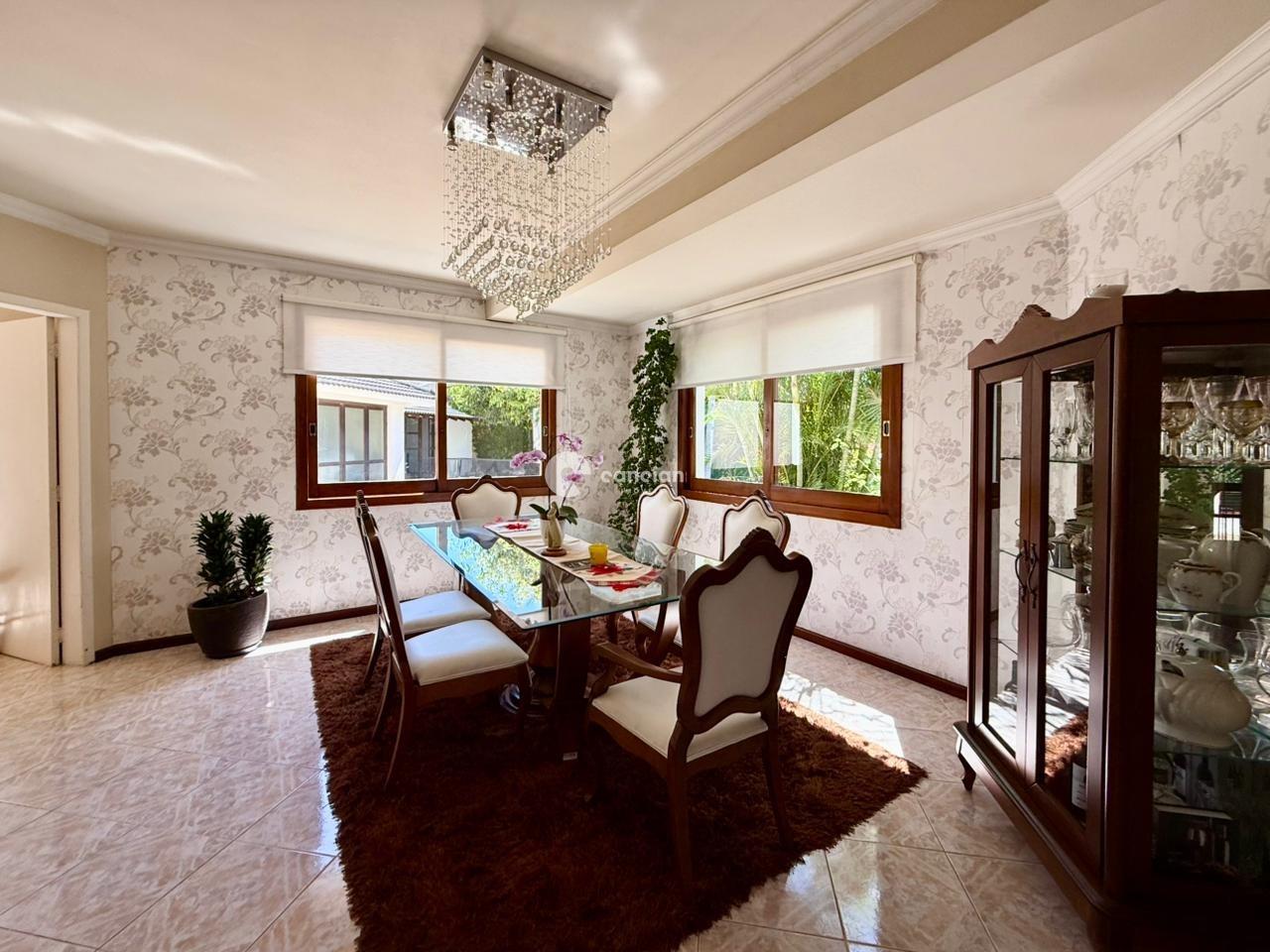 Casa para aluguel no Camobi: 