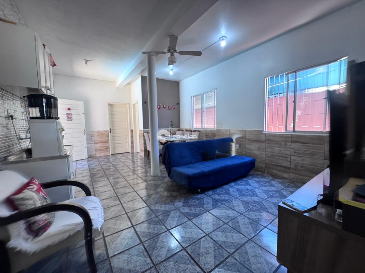 Casa à venda no Camobi: 