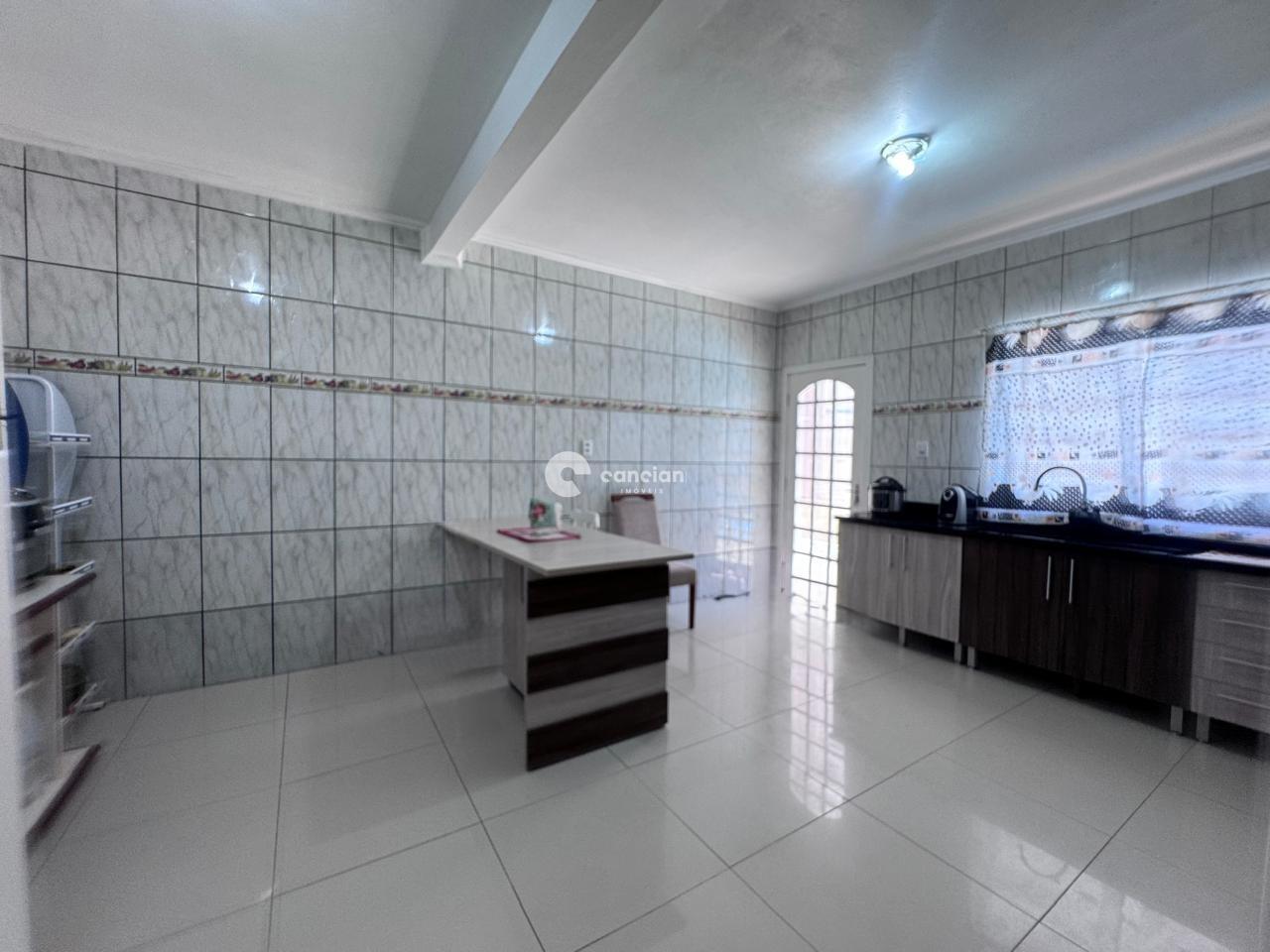 Casa à venda no Camobi: 