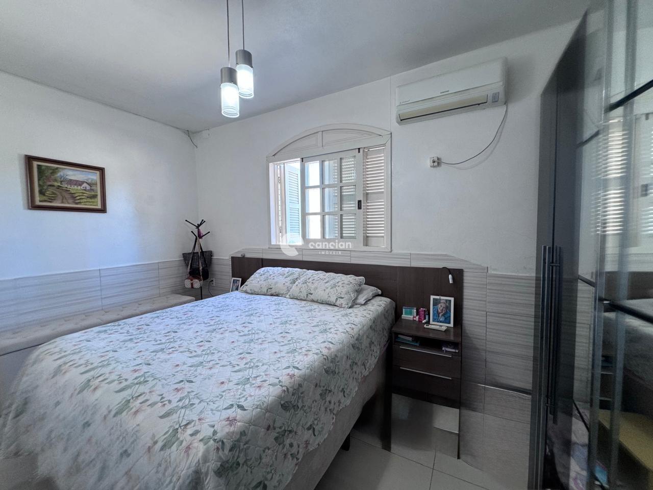 Casa à venda no Camobi: 