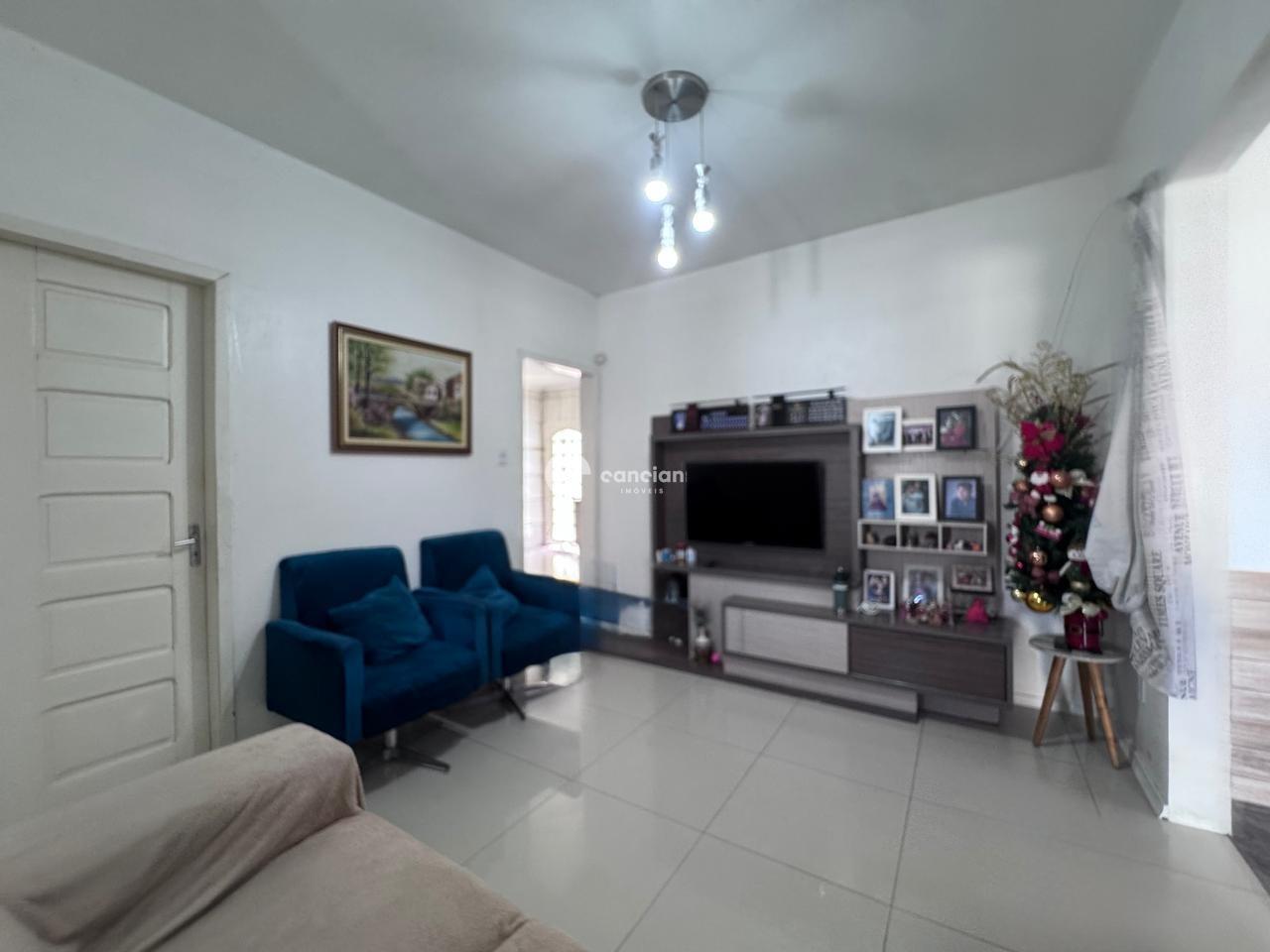 Casa à venda no Camobi: 