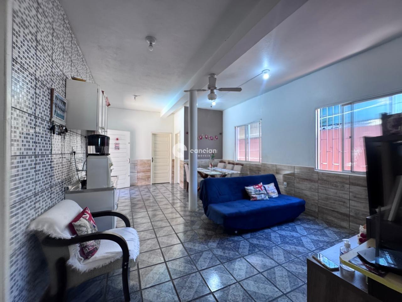 Casa à venda no Camobi: 