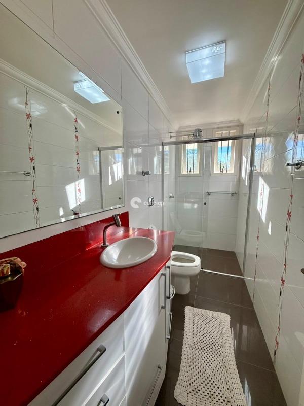 Casa de Condomínio à venda no Camobi: 