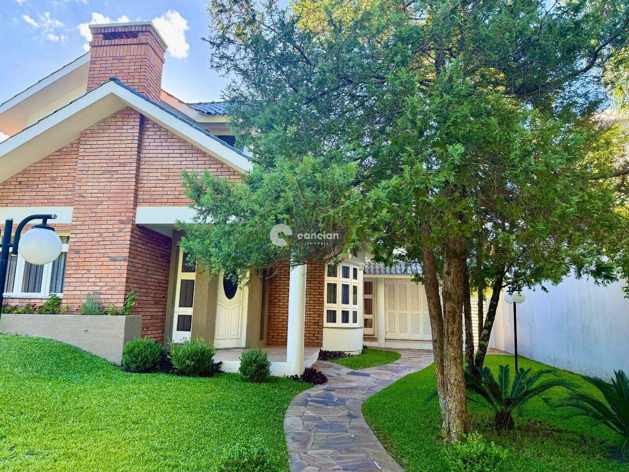 Casa de Condomínio à venda no Camobi: 