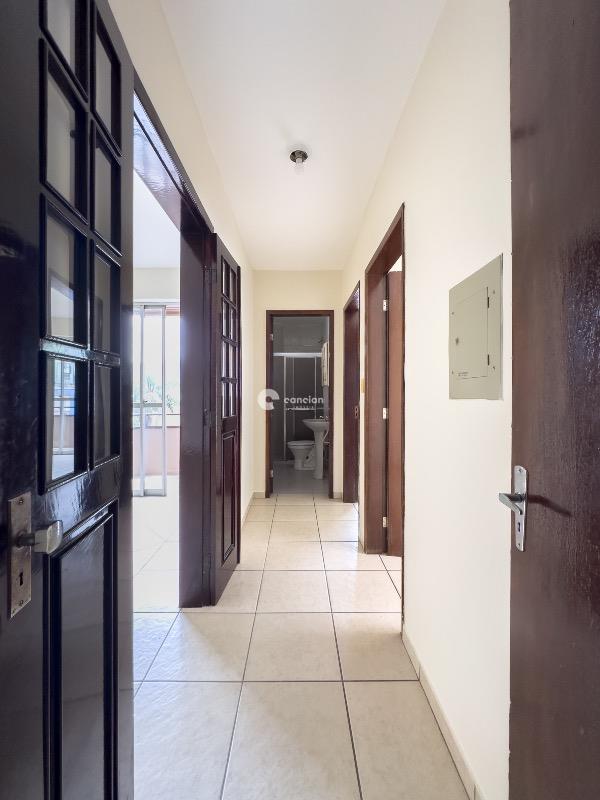 Apartamento à venda no Menino Jesus: 