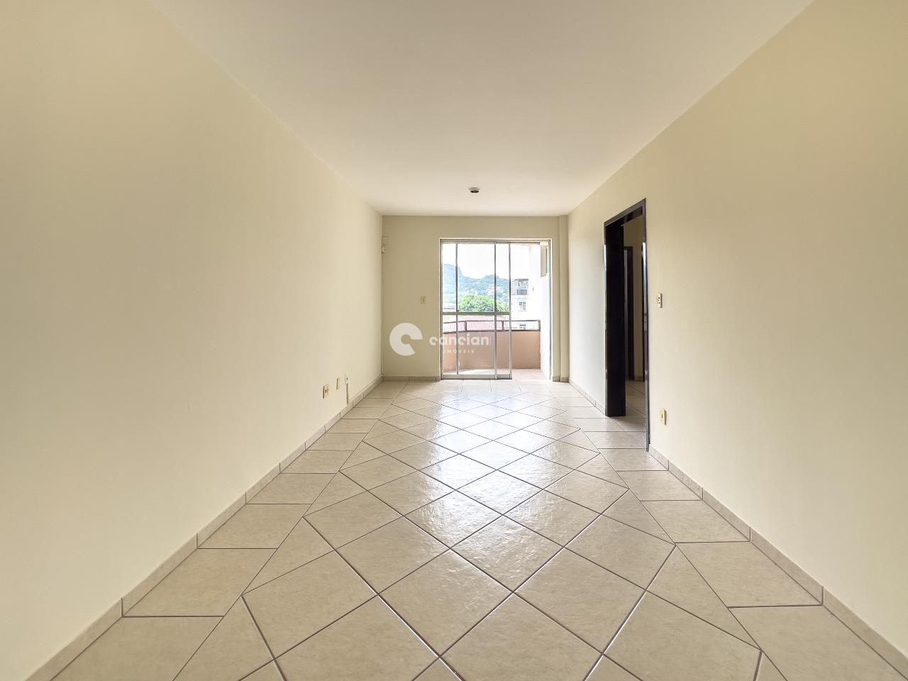 Apartamento à venda no Menino Jesus: 