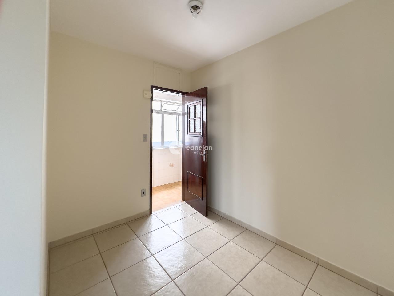 Apartamento à venda no Menino Jesus: 