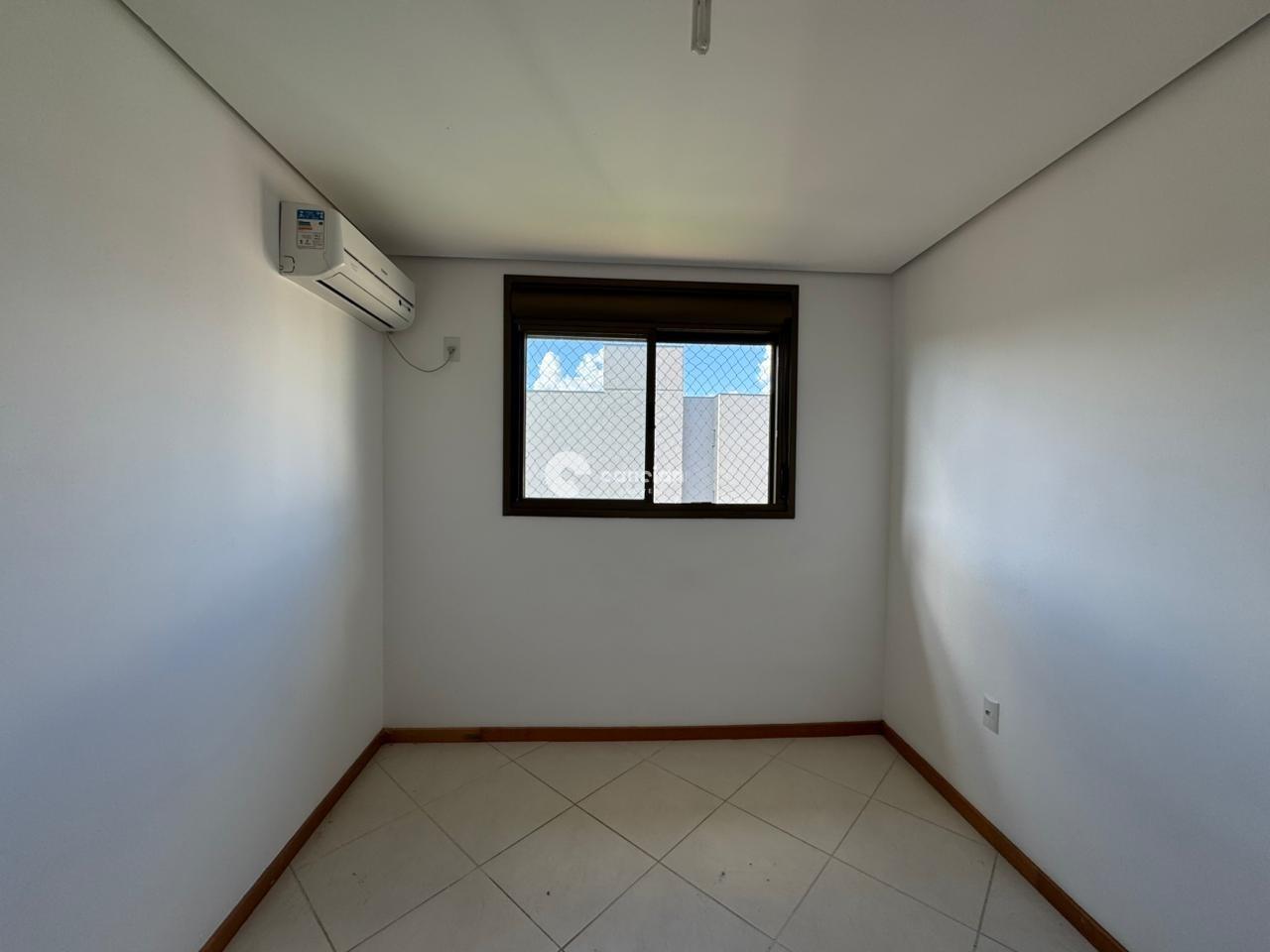 Apartamento à venda no Camobi: Quarto vista 2