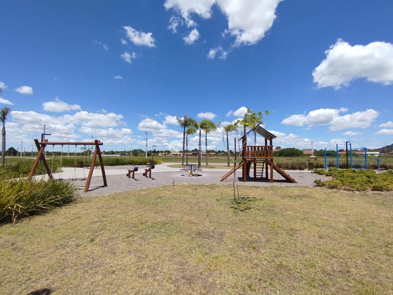 Terreno à venda no Camobi: 