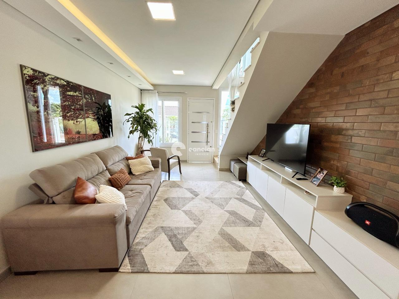 Sobrado à venda no Tomazetti: 