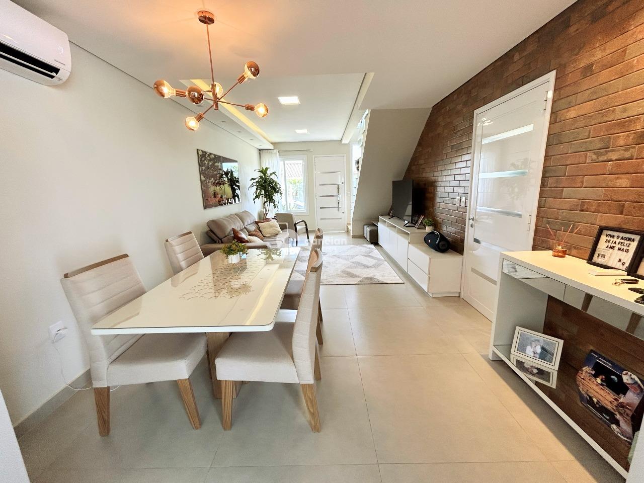 Sobrado à venda no Tomazetti: 