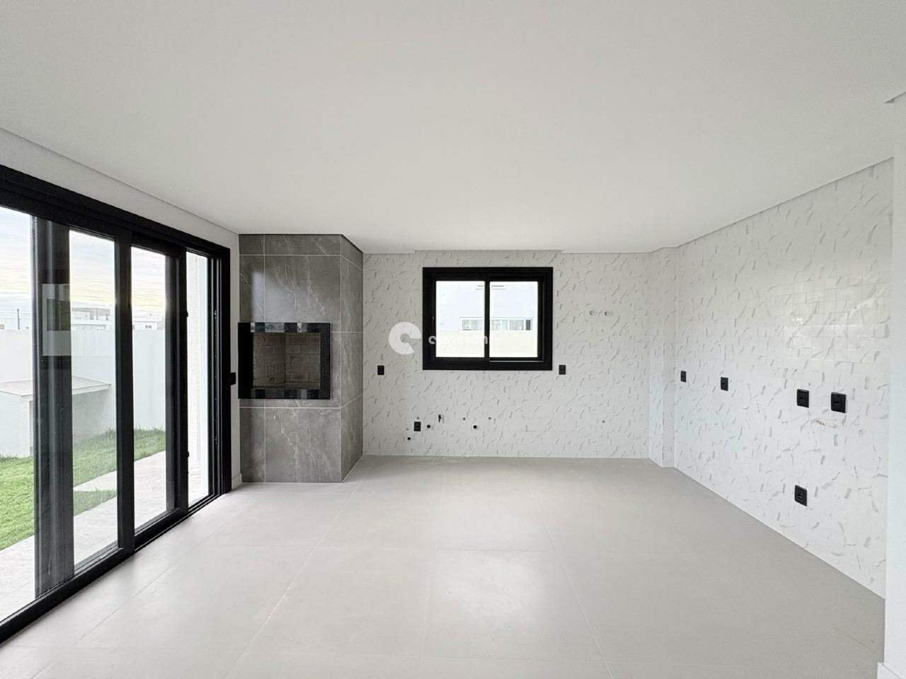 Casa de Condomínio à venda no Tomazetti: 