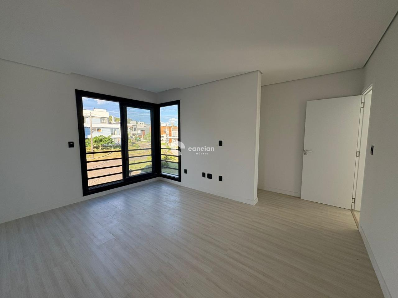 Casa de Condomínio à venda no Tomazetti: 