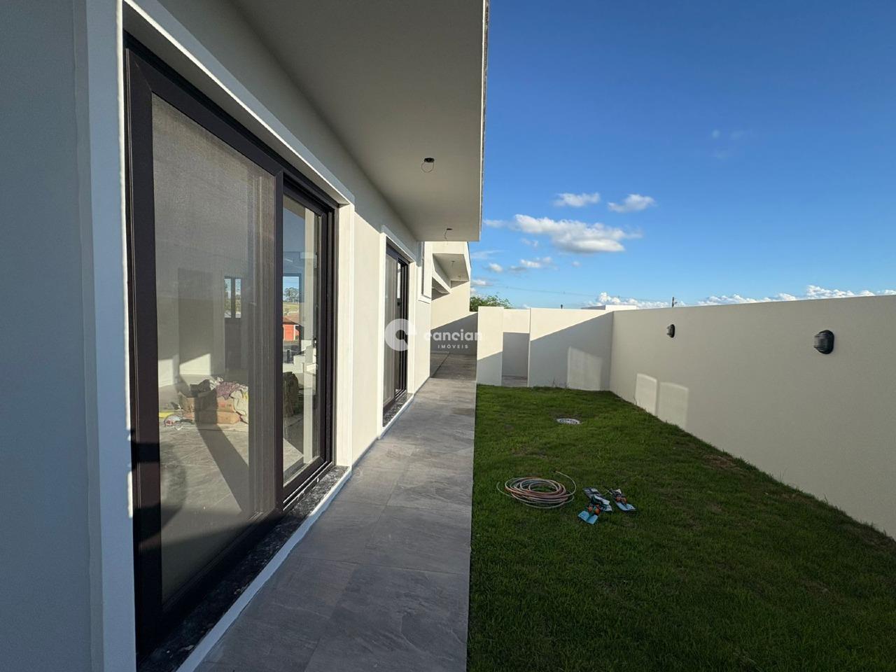 Casa de Condomínio à venda no Tomazetti: 