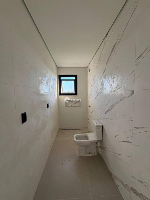 Casa de Condomínio à venda no Tomazetti: 