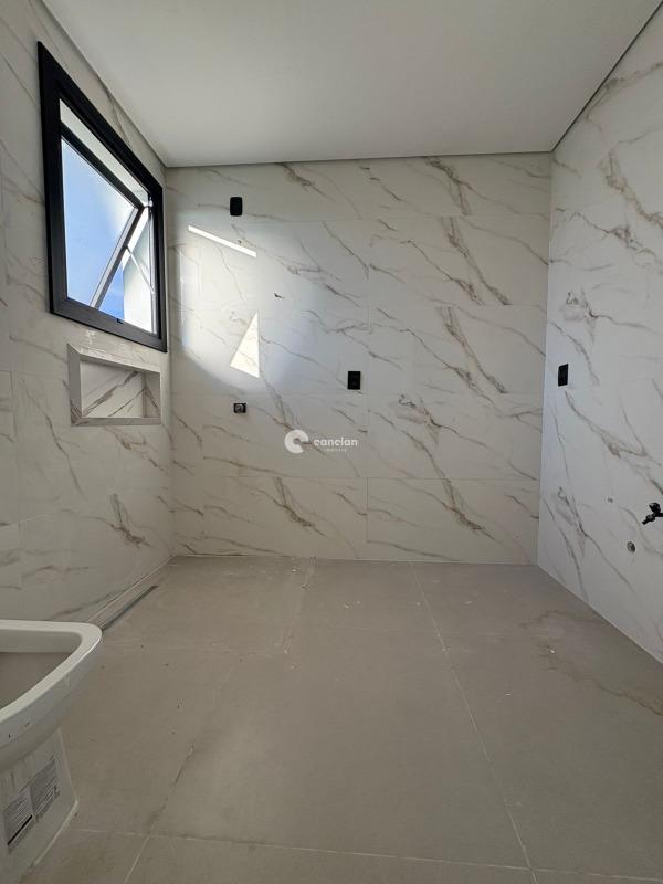 Casa de Condomínio à venda no Tomazetti: 