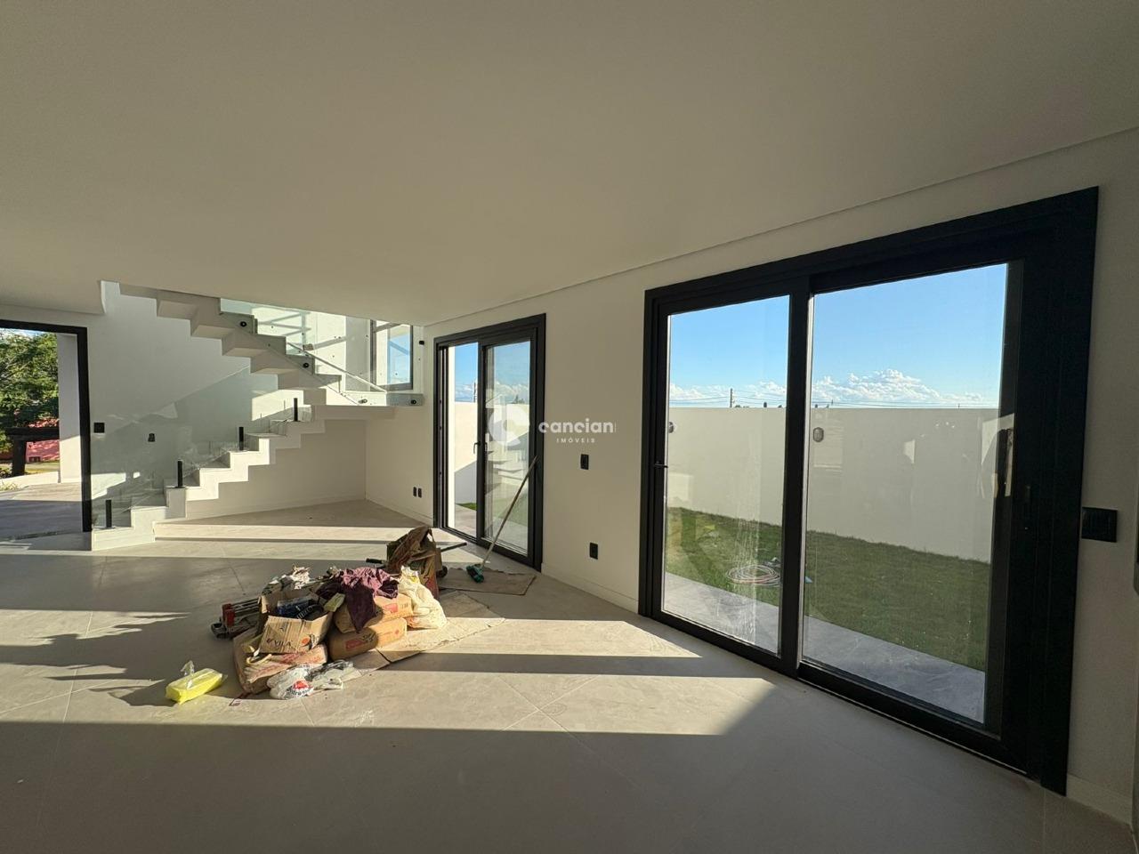 Casa de Condomínio à venda no Tomazetti: 