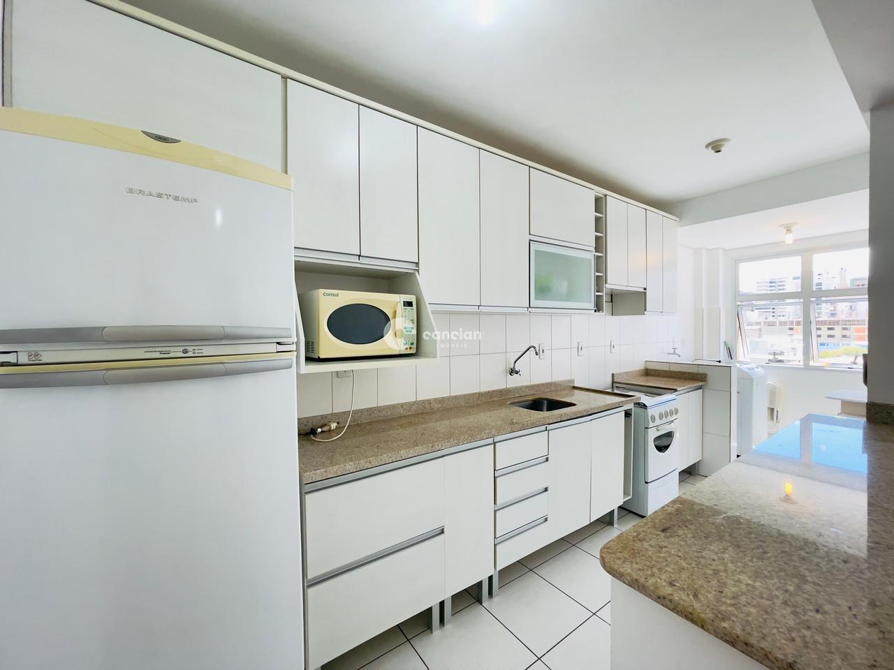 Apartamento para aluguel no Centro: 