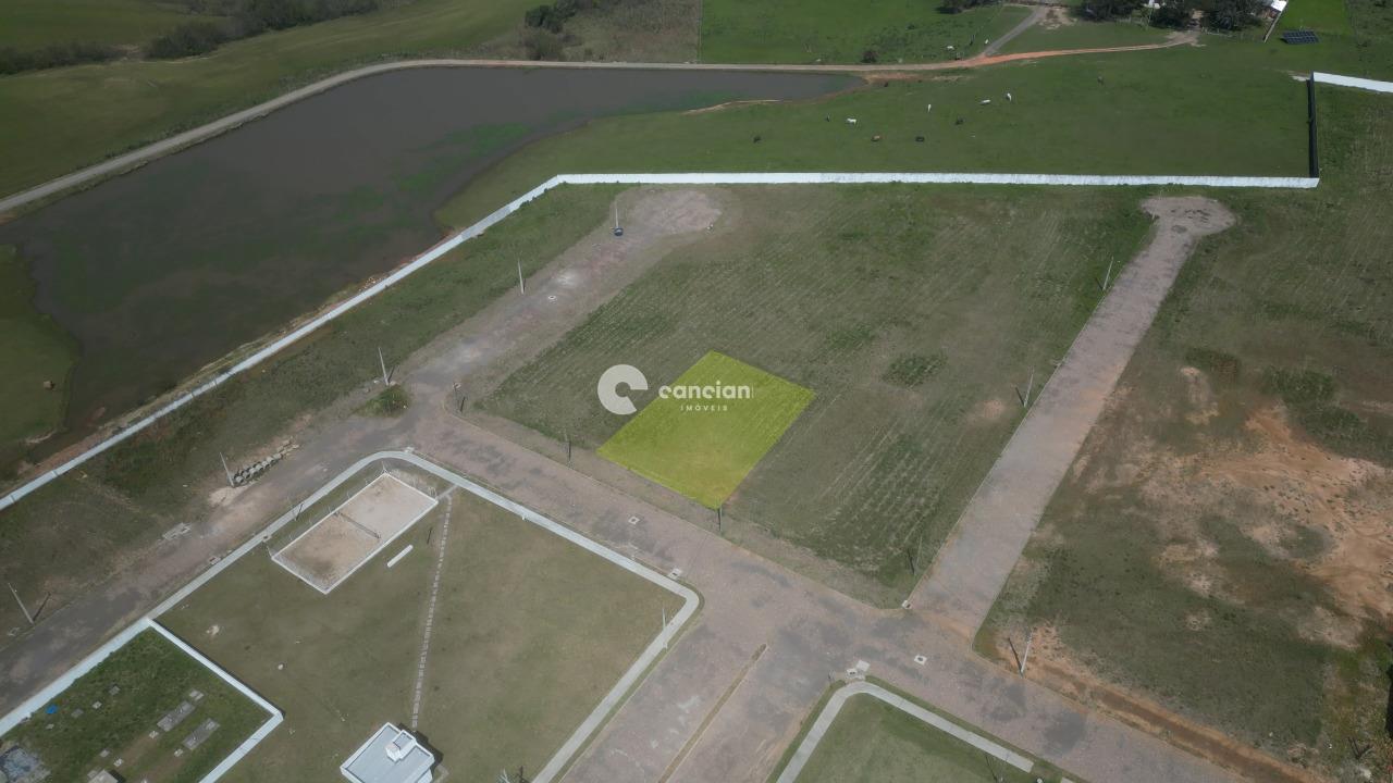 Terreno à venda no Camobi: 