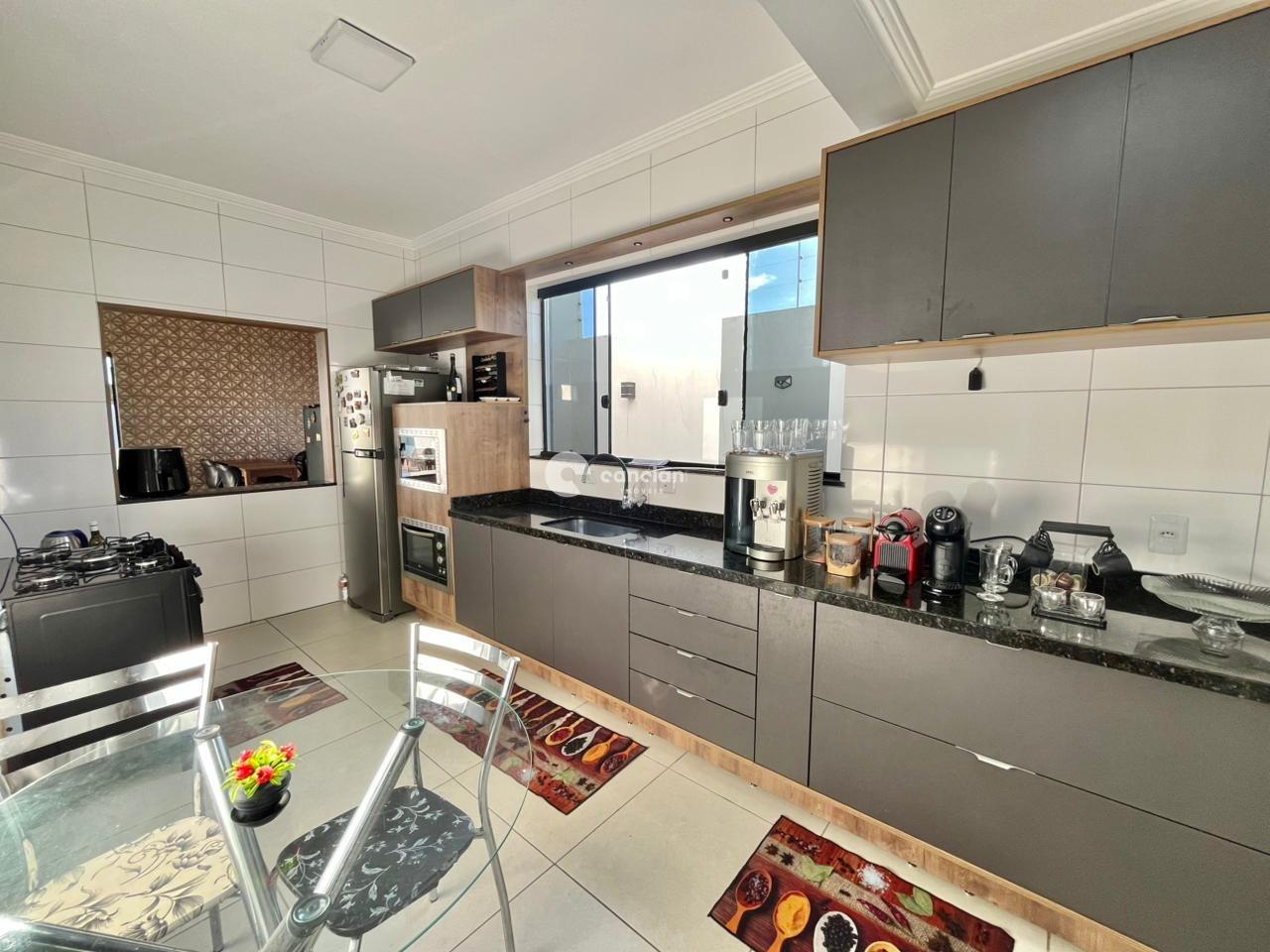 Casa à venda no Pinheiro Machado: 