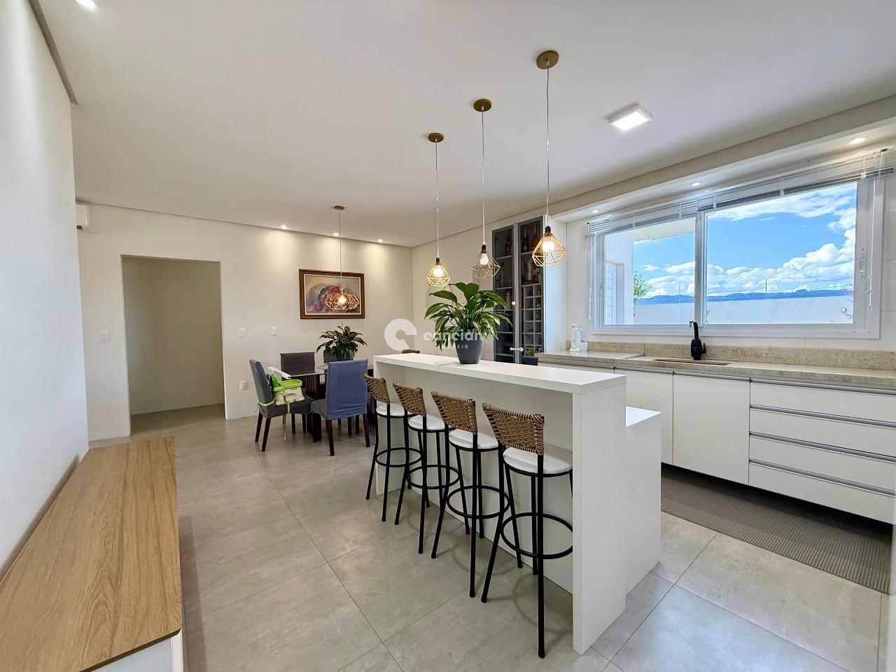 Casa à venda no Camobi: 