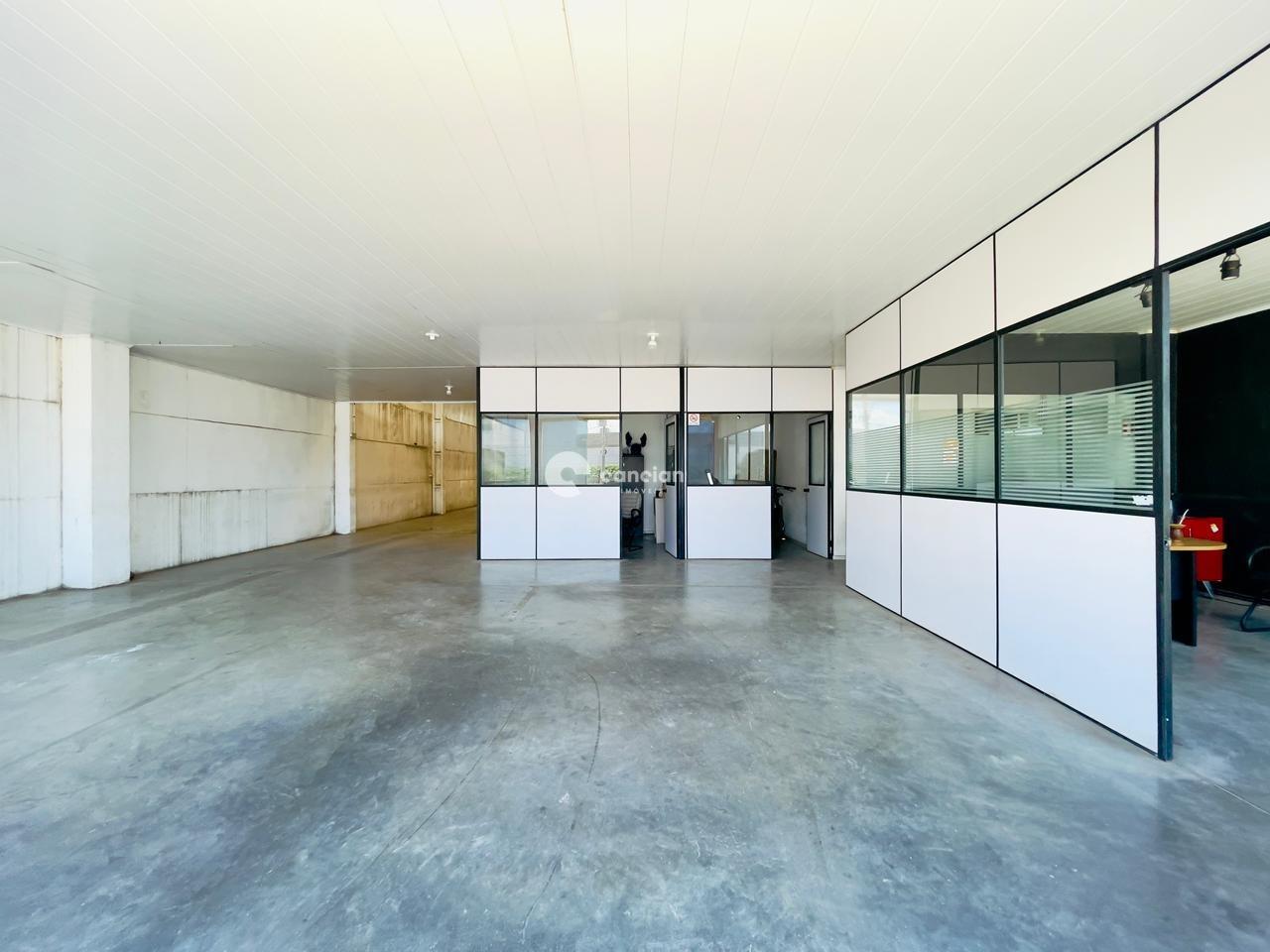 Ponto Comercial para aluguel no Uglione: 