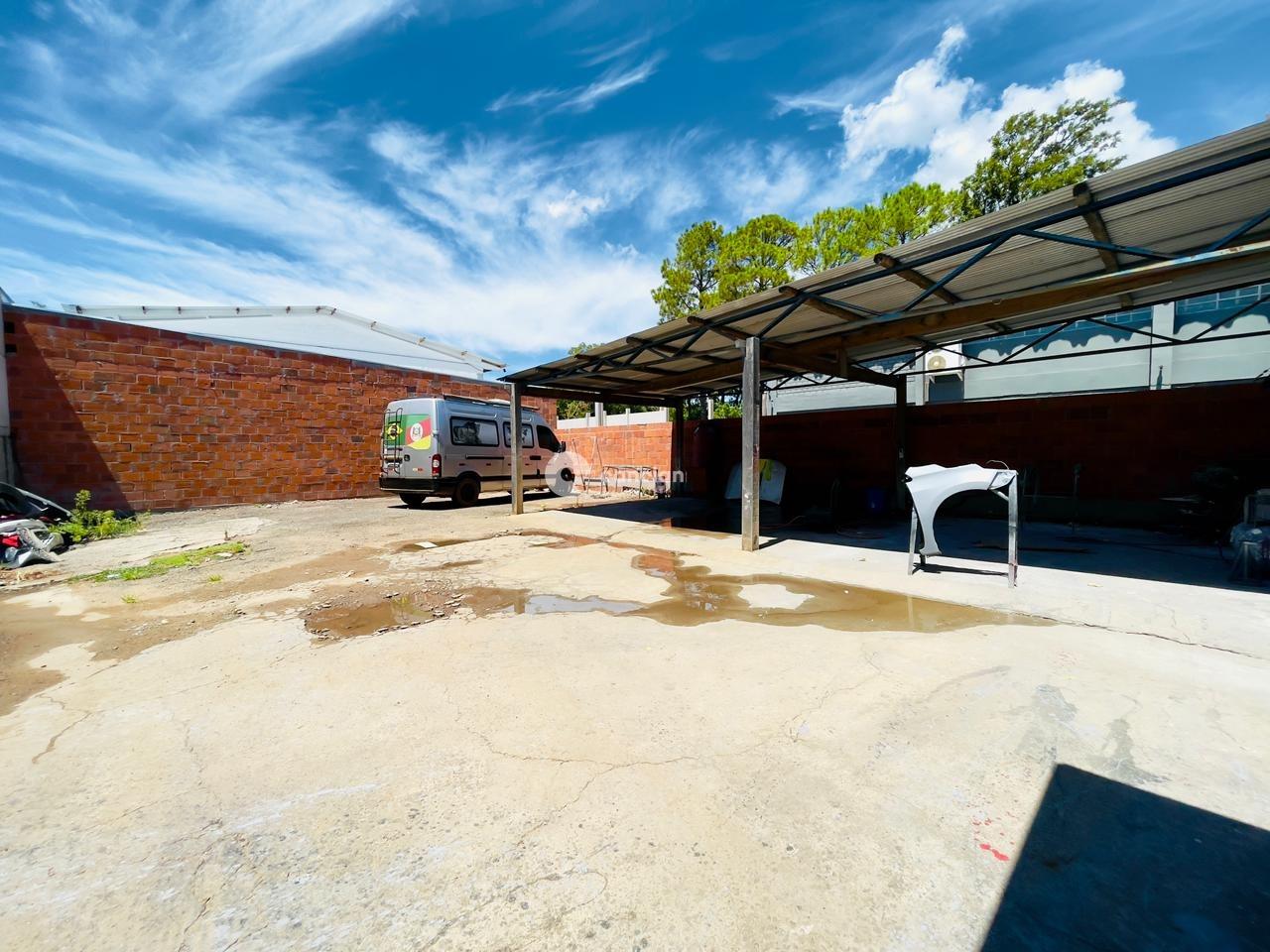 Ponto Comercial para aluguel no Uglione: 