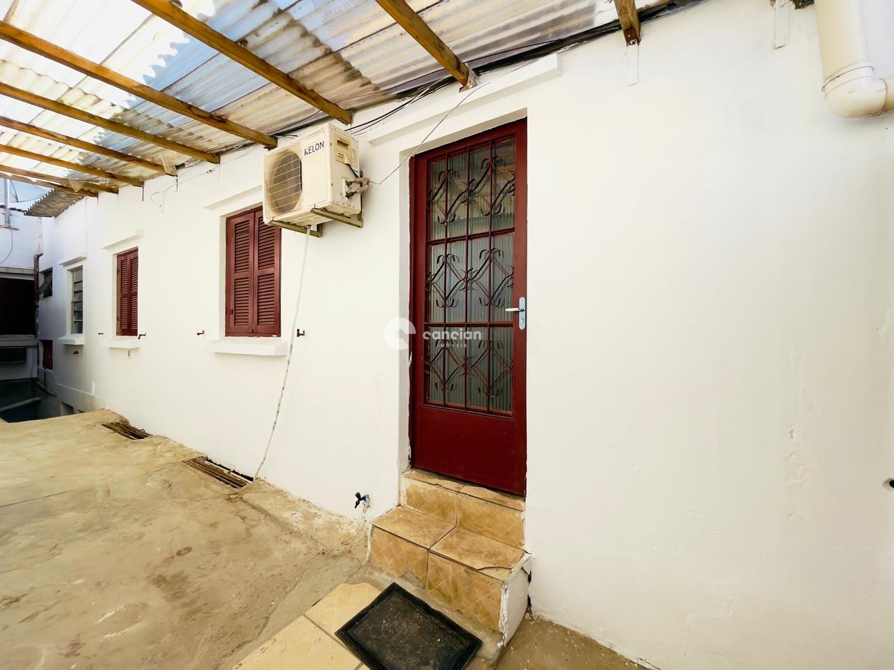 Casa para aluguel no Centro: 