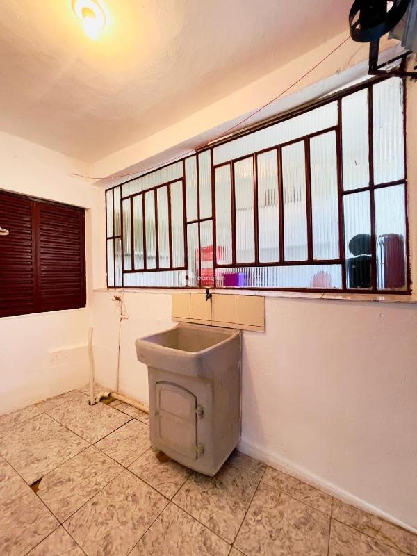 Casa para aluguel no Centro: 