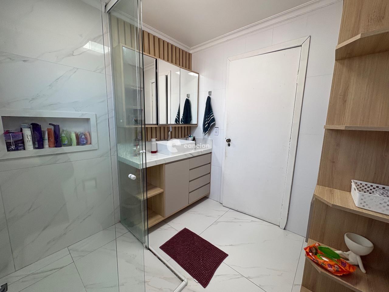 Casa à venda no Urlândia: Banheiro 