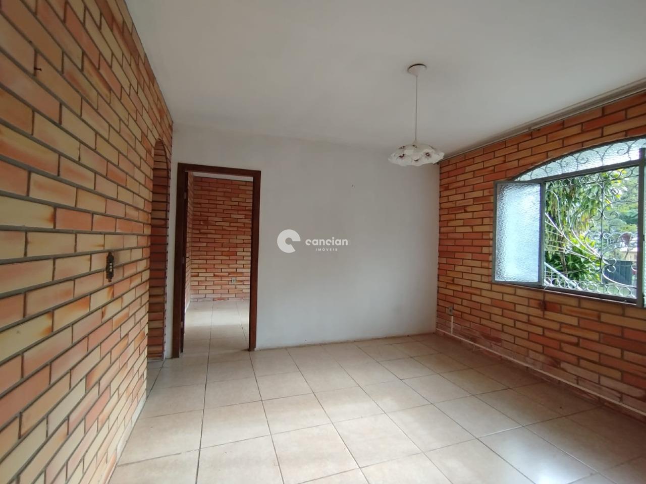 Casa para aluguel no Centro: 