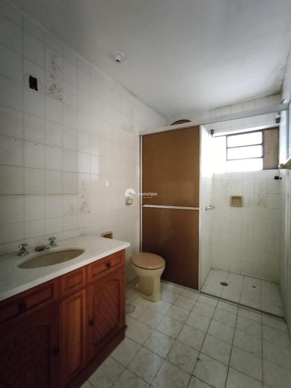 Casa para aluguel no Centro: 